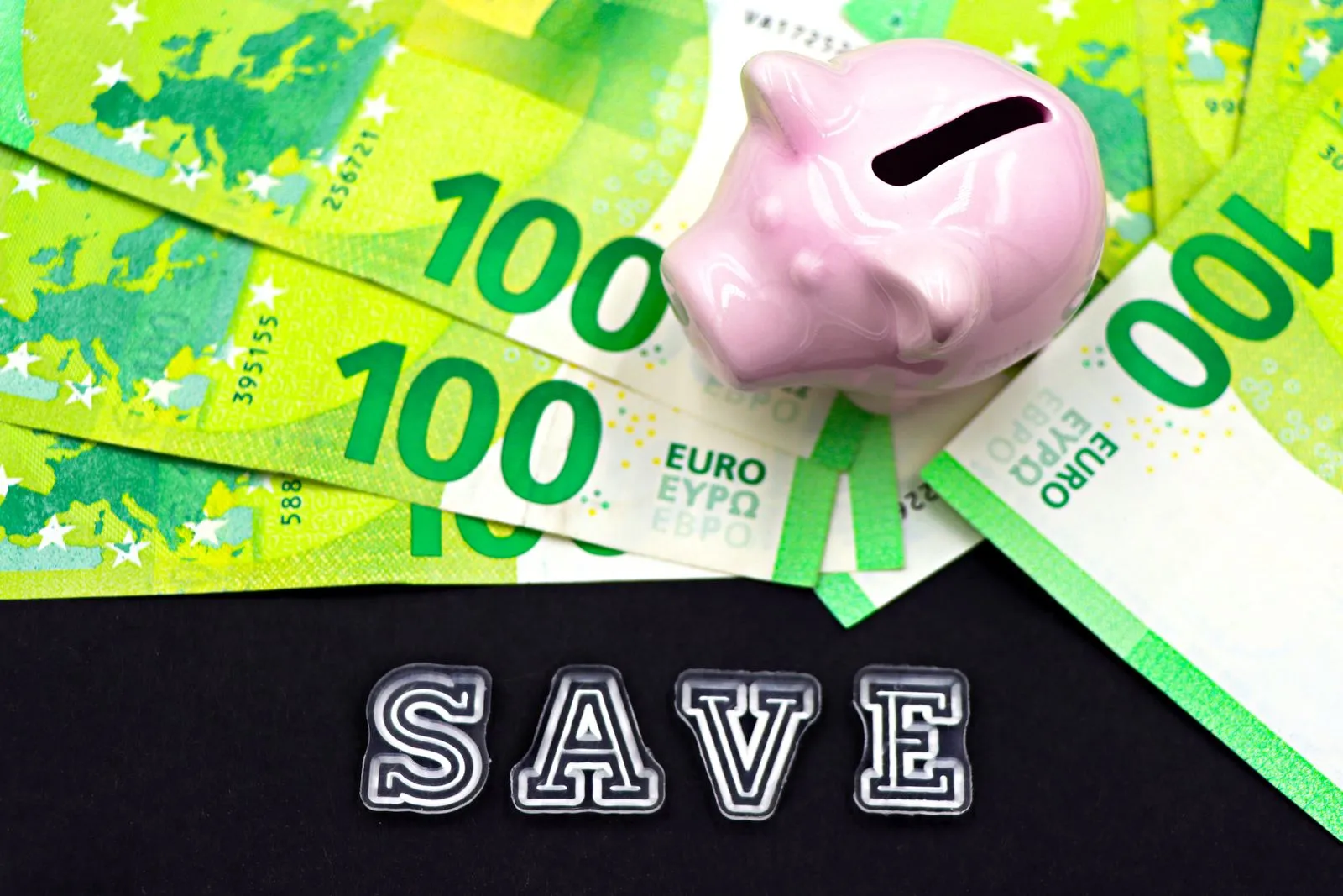 How Much Should You Keep in an Emergency Fund?